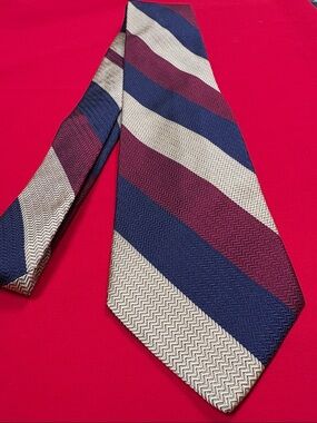 Brooks Brothers silk tie!